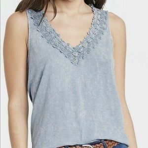 Knox Rose Lace Neck Tank Top, Size S